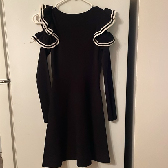 International Concepts INC Petite Long Sleeve Shoulder Showing Black Dress Sz PP - Picture 5 of 5